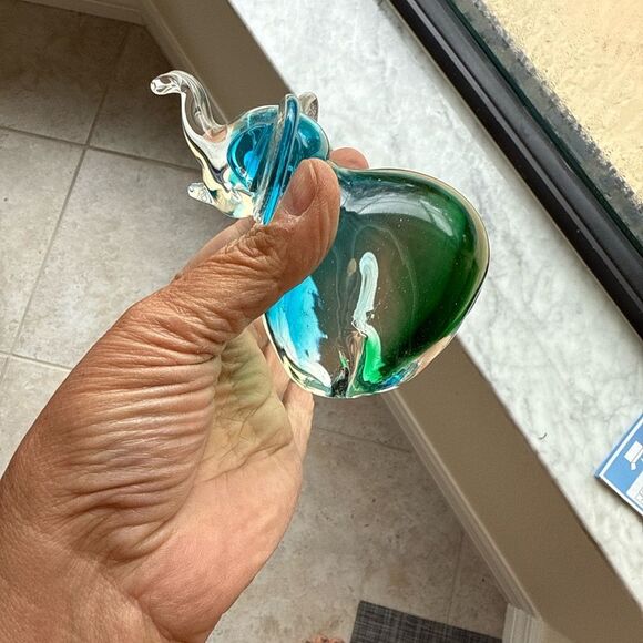 Blenko Glass Elephant Paperweight Green Teal Art Glass Trunk Up Figurine - Picture 3 of 6